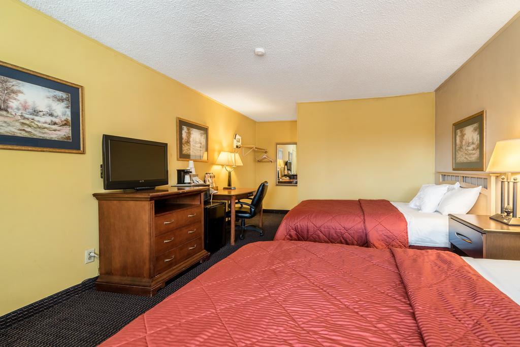 Red Carpet Inn & Suites Albany Airport Buitenkant foto