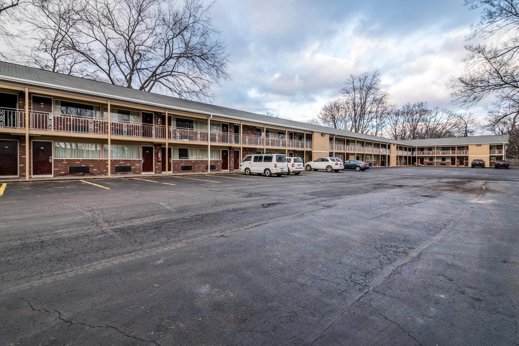 Red Carpet Inn & Suites Albany Airport Buitenkant foto