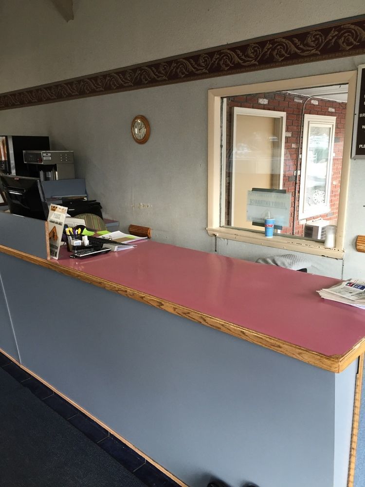 Red Carpet Inn & Suites Albany Airport Buitenkant foto