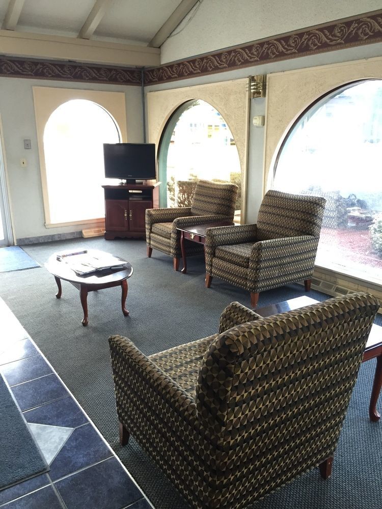 Red Carpet Inn & Suites Albany Airport Buitenkant foto